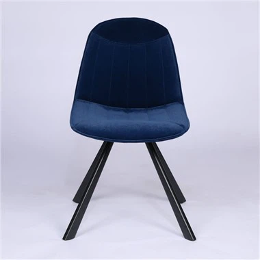 Cadires de menjador de fusta negra